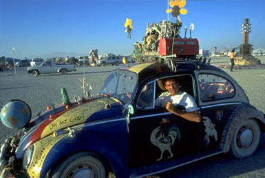 Harrod Blank in his first car "Oh My God!", 1997 (Photo by LadyBee)